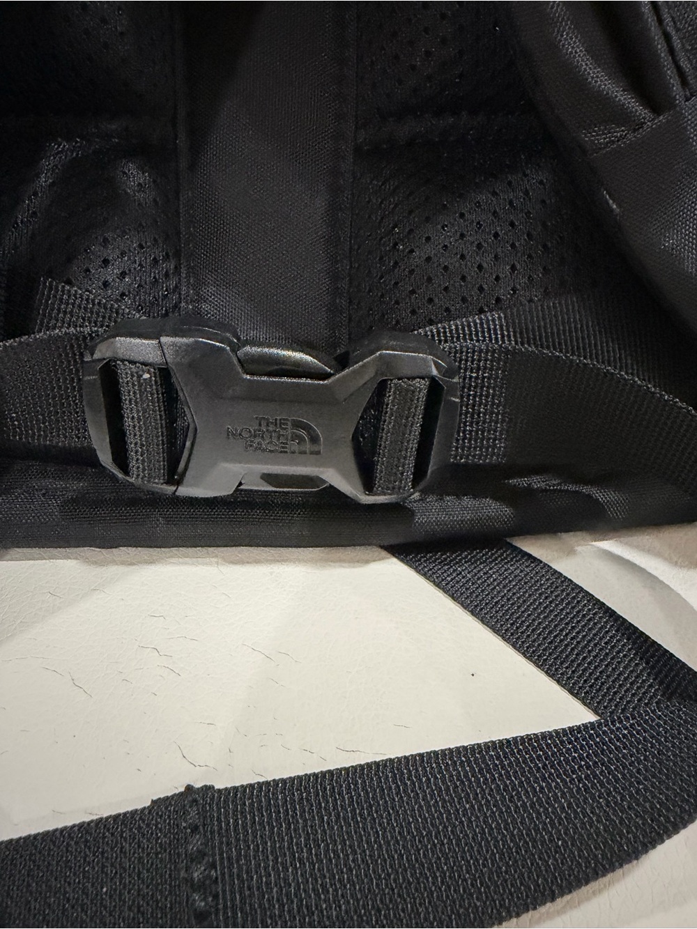 The North Face Recon Backpack Black 30L ,15  Laptop School Travel Hiking Bag NWT - Picture 7 of 16